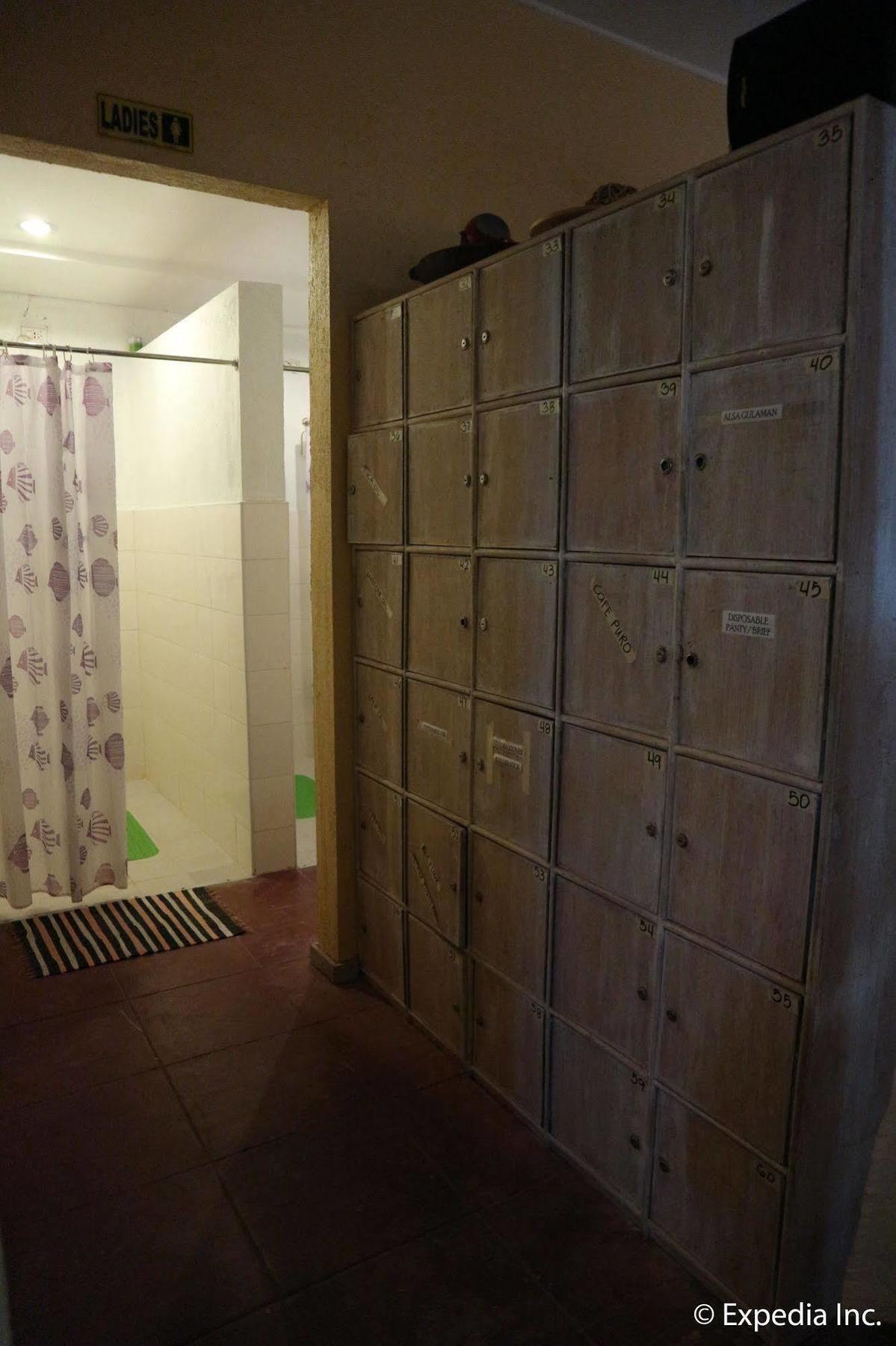 Sun Villa Beachfront Resort & Spa Balabag  Bagian luar foto